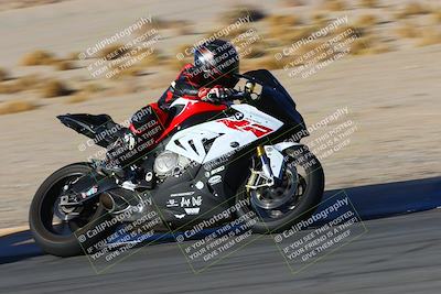 media/Jan-08-2022-SoCal Trackdays (Sat) [[1ec2777125]]/Turn 11 (215pm)/